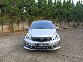 Honda Brio RS matic 2016 silver..