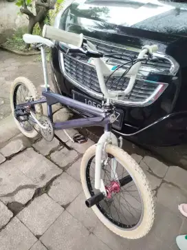 sepeda bmx mongoosee freestyle uk 20 mewah