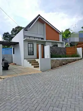 Rumah baru siap huni cluster jatihandap 400 jutaan langka