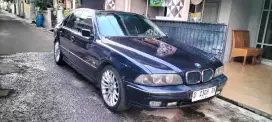 Dijual BMW seri e39 528i an.sendiri