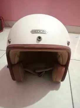 Helm motor Hedonist retro