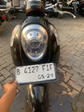 Scoopy esp tahun 2016.Pajak hidup