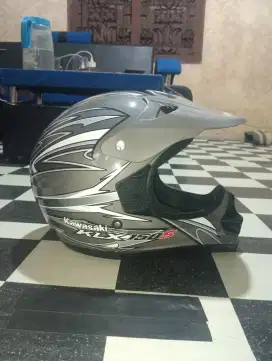 Helm KLX kawasaki