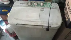 Mesin cuci sharp (bekas)