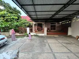Kerja cape, pulang lelah, dijual rumah yang nyaman dan dekat segalanya