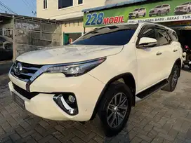 Fortuner VRZ Diesel Automatic 2017 Putih