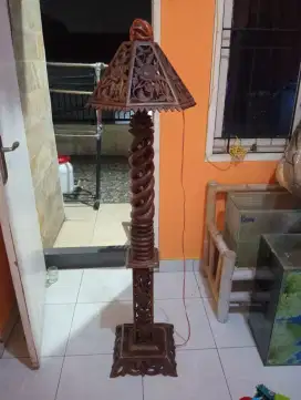 Dijual lampu Hias buat ruang tamu bahan jati