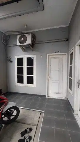 Dijual Rumah Kos2an 2 Lantai Di Taman Harapan Baru Bekasi