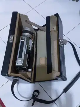 Handycam antik untuk display