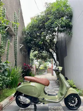 Vespa Sprint S iGet ABS 2020 – Mulus, Mesin Halus, Siap Gas!