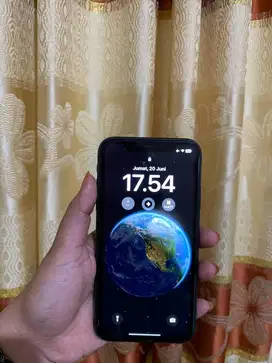Dijual santai Iphone 11 (64)Gb