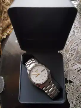 Jam Tangan Otomatis Seiko 5 Arabic