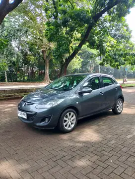 Mazda 2 2010 Bensin