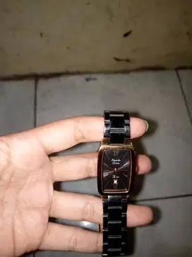 Alexander Christie kotak wanita
