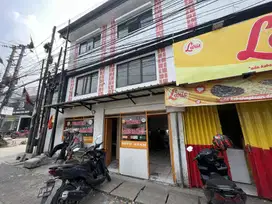 Ruko Warteg Fasilitas Lengkap Siap Dagang di Simpang Jalan Raya Ramai