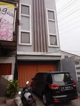 Ruko Jalan Raya Dekat Terminal Poris Plawad