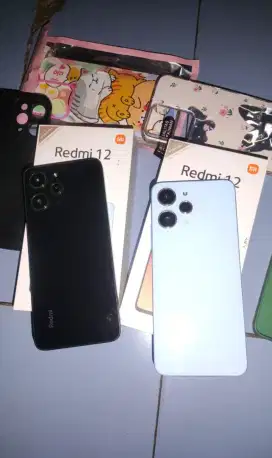 2 HP Redmi 12 fullset dan ORI