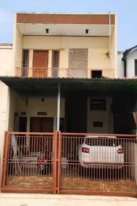 Dijual Rumah 2Lantai Di Villa Bintaro Regency Tangsel