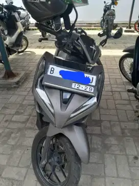 Dijual honda vario 125 cbs iss bagus pemakai sendiri