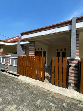 Dijual rumah classic siap huni pancoran mas depok