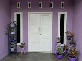 Kusen + pintu 2 + kusen jendela 2 dan daun kaca, dari kayu bekasborneo
