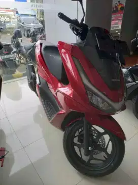 HONDA PCX 160 CBS MERAH