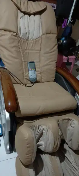 Kursi pijat Advan i- Chiro elegant