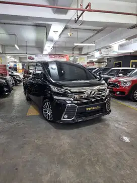 Low KM Toyota Vellfire ZG AT 2016
