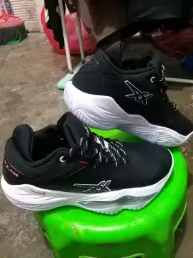 sepatu asics original