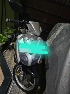 Nouvo Z 2005 warna silver