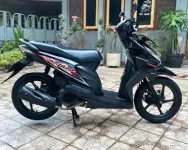 Honda beat karbu tahun 2012
