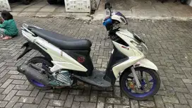 YAMAHA XEON 2010