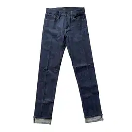 UNIQLO KAIHARA SELVEDGE DENIM SLIM FIT TAPERED IN DEEP INDIGO JEANS
