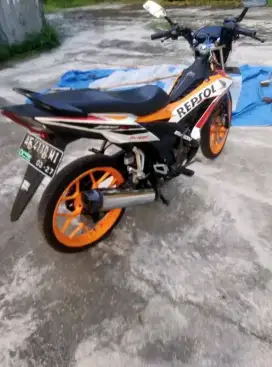 Bismilah 
Di jual
Honda Sonic 2017
AE Ngawi
Surat lengkap
Pajek hidup