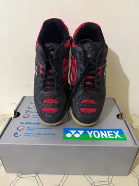 Sepatu Yonex Aero Comfort 4 size 42
