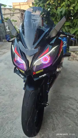 Kawasaki Ninja 250FI