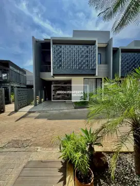 JUAL RUMAH SIAP HUNI DALAM CLUSTER DI REMPOA DEKAT MRT LEBAK BULUS