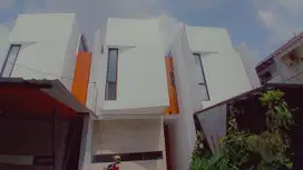 Rumah Dekat Komplek Permata Curug Duren Sawit