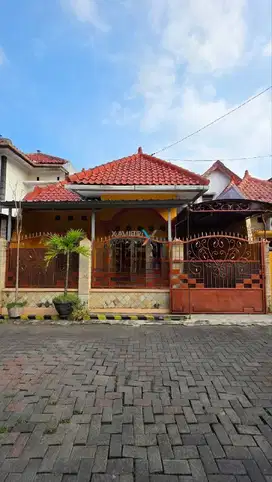 Dijual Rumah Siap Huni di Jalan Janti Barat, Sukun Malang