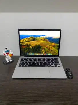 MacBook Air M1 Chip 2020 13 inch Mulus Murah No Minus