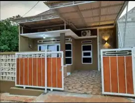 Rumah minimalis akses mobil 3 menit ke stasiun depok surat sertifikat