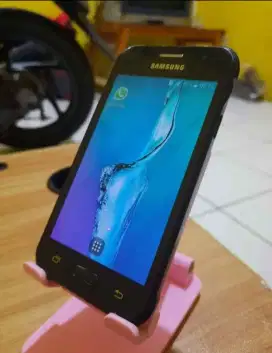 Galaxy j1 ace 4G