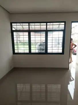 2 Lantai Desain Scandinavian Lokasi Strategis Bebas Banjir