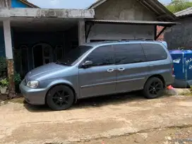 JUAL KIA CARNIVAL 2000 MILIK PRIBADI