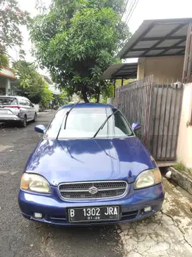 Suzuki Baleno 2000 Bensin