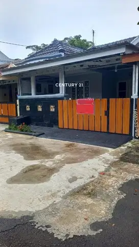 Hot Sale Rumah Depan Taman Di Graha Bintaro