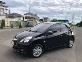 BRIO 2014 AT LOW KM