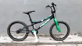 Sepeda bmx pacific