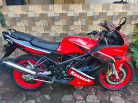 Ninja RR 2011 merah