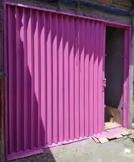 Pintu folding gate
